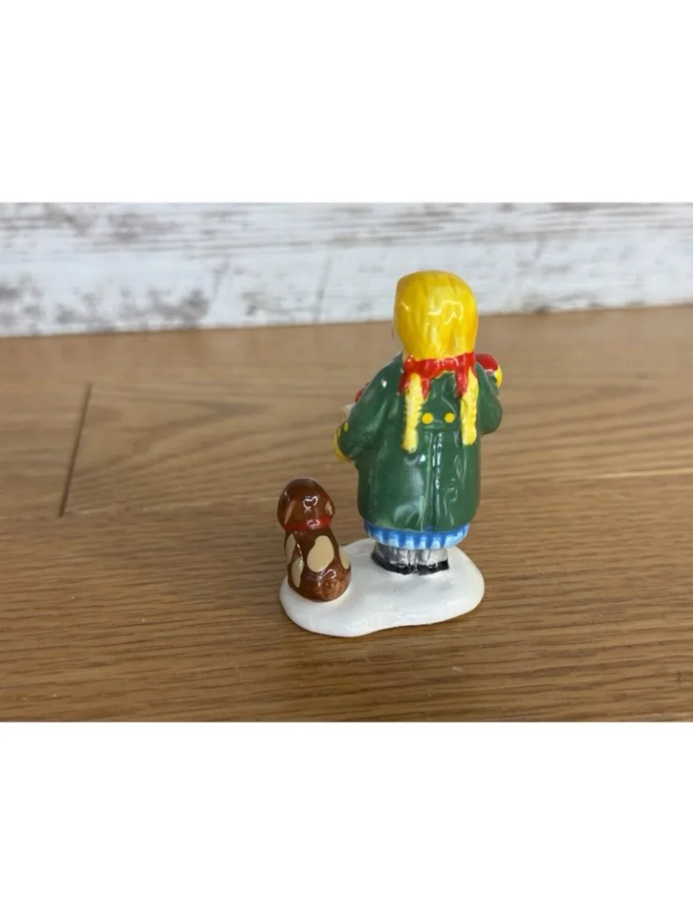 Department 56 Girl Selling Apples and News Boy #5129-2 Snow Village